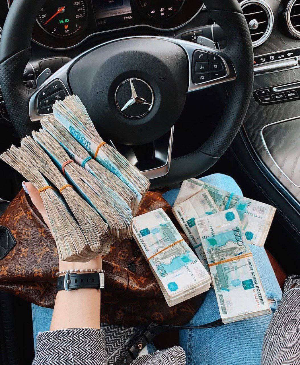 Работа девушкам в Красноярске! В элитном салоне эротического массажа Работа девушкам в Красноярске! В элитном салоне эротического массажа